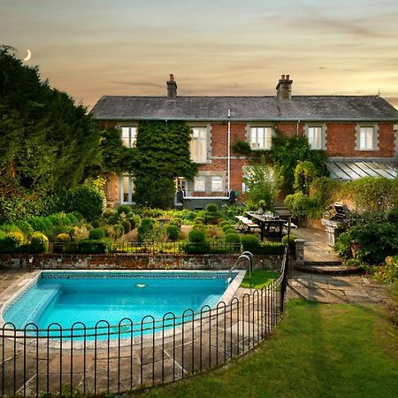 Villa Downwood Vineyard Manor In Idyllic Countryside Blandford Forum Exterior foto