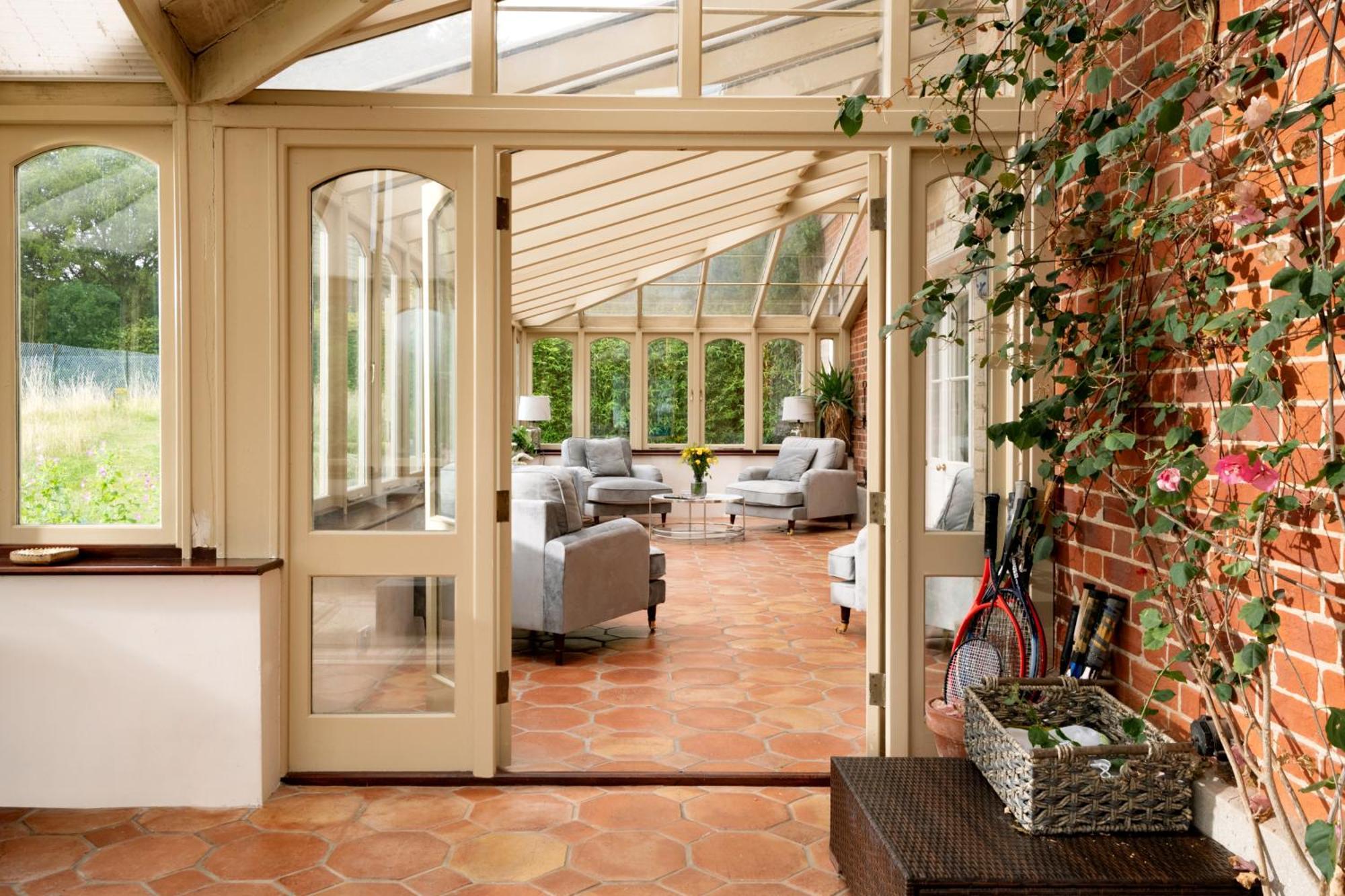 Villa Downwood Vineyard Manor In Idyllic Countryside Blandford Forum Exterior foto